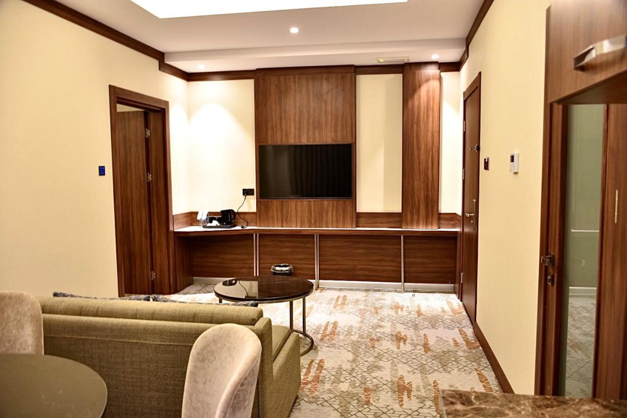 Royal Vista Hotel ‘Ibrī Εξωτερικό φωτογραφία