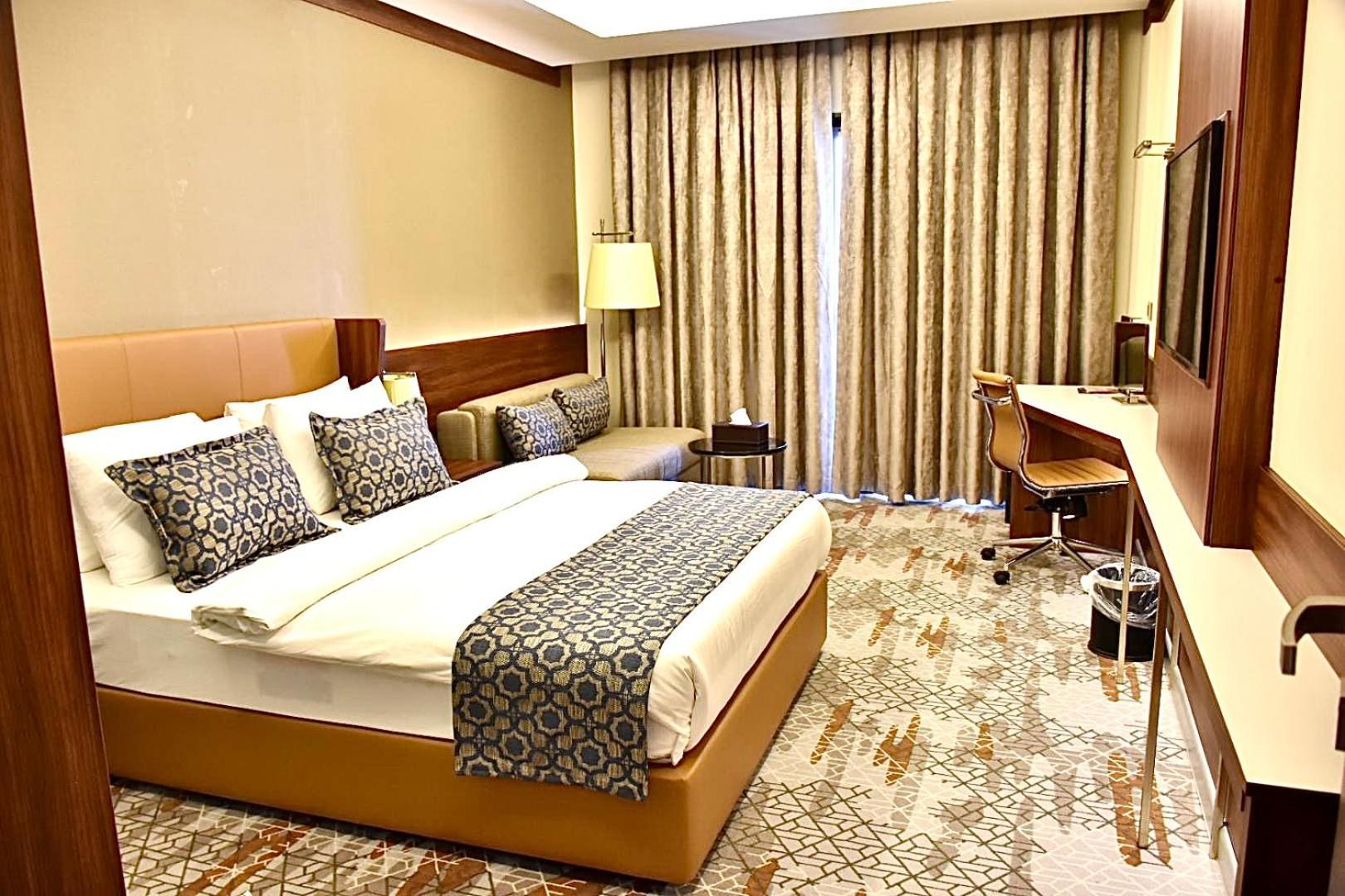 Royal Vista Hotel ‘Ibrī Εξωτερικό φωτογραφία