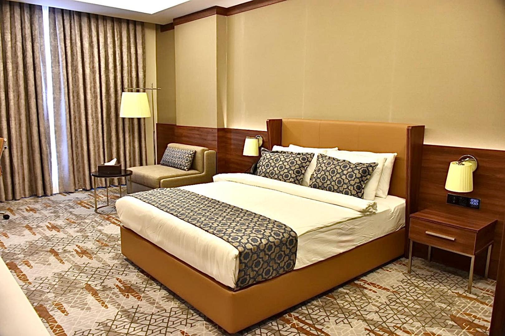 Royal Vista Hotel ‘Ibrī Εξωτερικό φωτογραφία