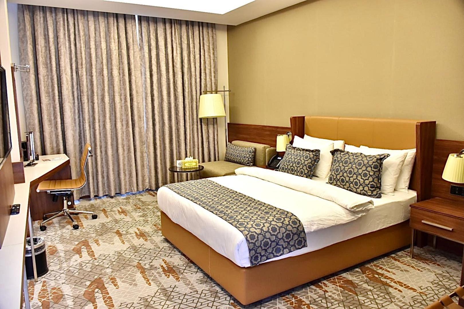 Royal Vista Hotel ‘Ibrī Εξωτερικό φωτογραφία