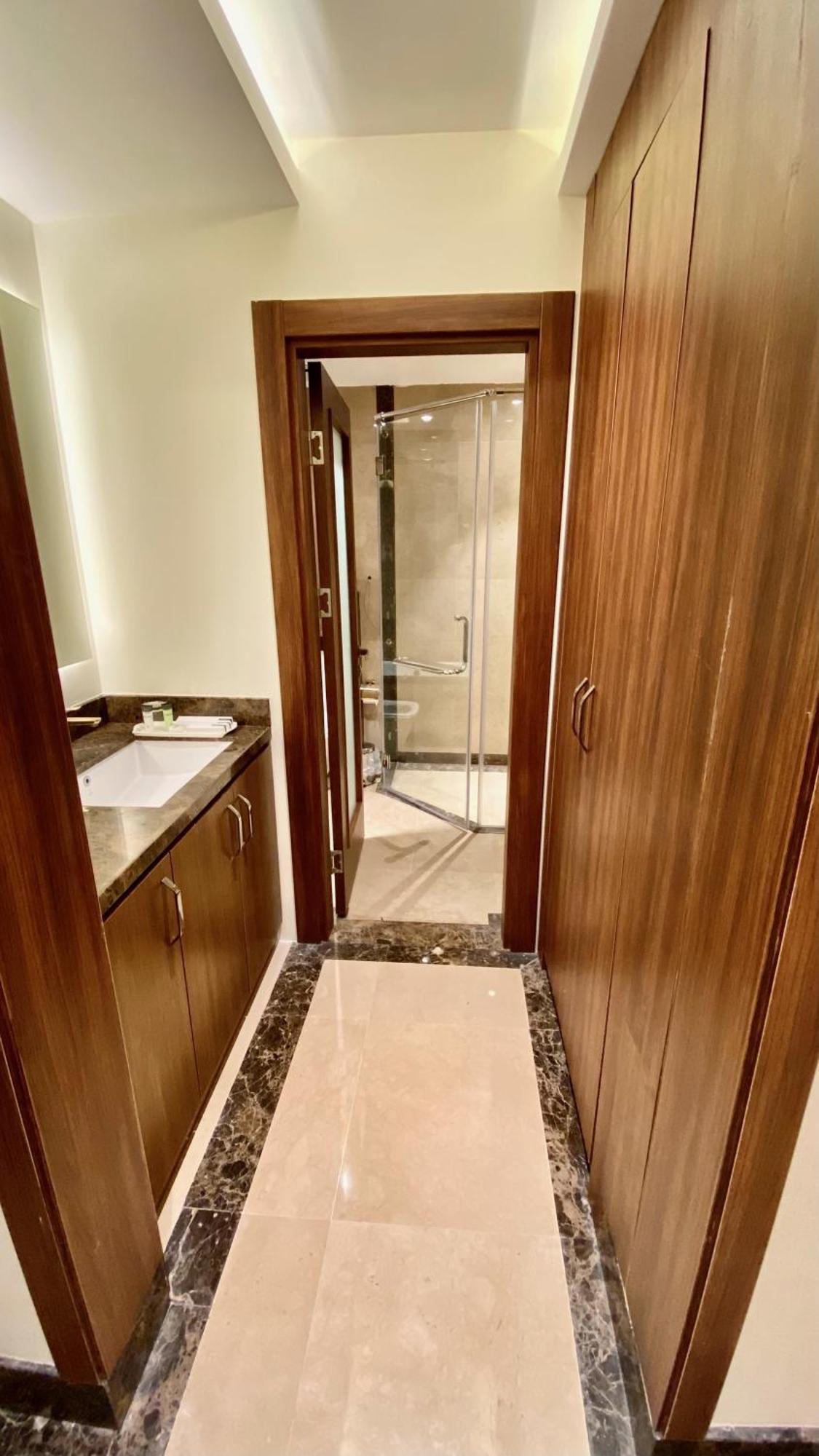 Royal Vista Hotel ‘Ibrī Εξωτερικό φωτογραφία